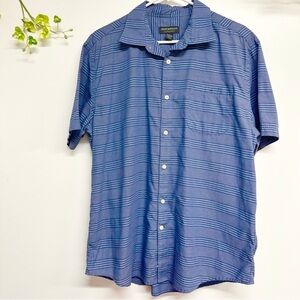 John Bartlett Consensus men’s size large short sleeve button down dress shirt
